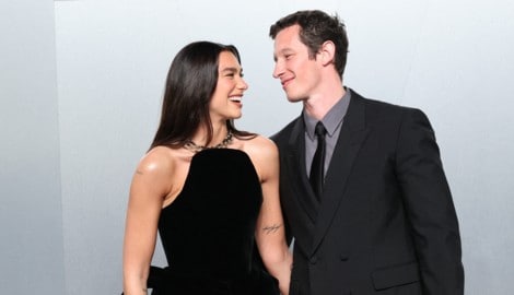 Sie haben Ja gesagt! Dua Lipa und Callum Turner feierten am Wochenende in London standesamtliche ...