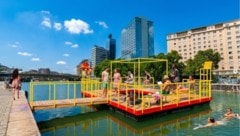 Noch eine Fiktion: das Modell der kostenlosen Badeinsel im Donaukanal
