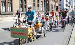 Fahrraddemo für sichere Schulwege