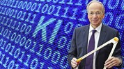 Taschners Mahnung richtet sich weniger gegen die KI-Technologie selbst als gegen unseren Umgang ...