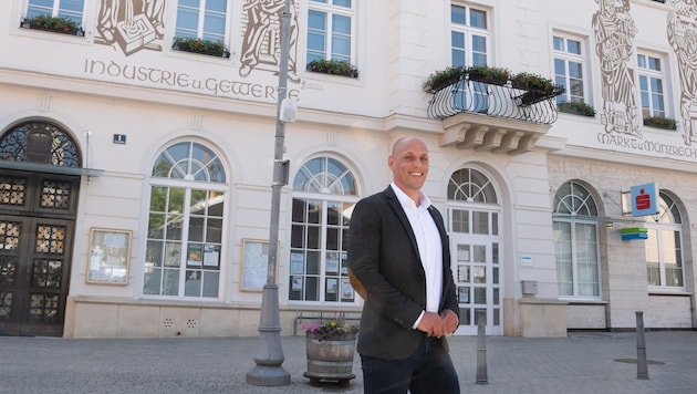 Fiedler nimmt sein Mandat an, respektiert jedoch den Wählerwillen und verzichtet auf eine ...