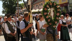 Vikar Hubert Schröcker wird die Fronleichnamsfeierlichkeiten in Eibiswald zum vierten Mal ...
