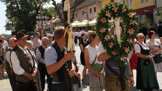Vikar Hubert Schröcker wird die Fronleichnamsfeierlichkeiten in Eibiswald zum vierten Mal ...
