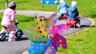 Kinderbetreuung kostet auch die Gemeinden sehr viel Geld.