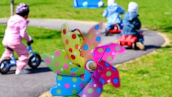 Kinderbetreuung kostet auch die Gemeinden sehr viel Geld.