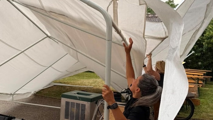 Stürmischer Wind vereitelte fast das Pfarrfest Rust.