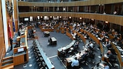 Mitarbeiterinnen und Mitarbeiter des Parlaments stehen nicht unter Beobachtung des ...