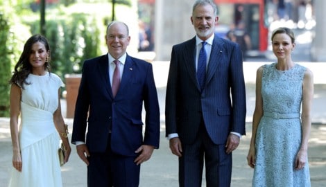 Königin Letizia und Fürstin Charlène sorgten für ein royales Style-Duell, in dem es nur ...