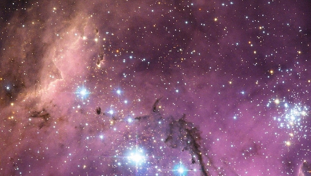 Faszination Weltall – bunte Bilder entpuppen sich als Galaxien – Millionen von Jahren von uns ...