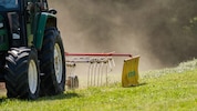 Beim Grünland beträgt der Ernteverlust bei Heu regional bei bis zu 70 Prozent.