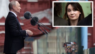 Den Ukraine-Krieg bezeichnet Putins Anhängerin (rechts) als „Spezialoperation“. Europa wirft sie ...
