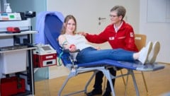 Jährlich werden rund 60.000 Blutkonserven und 5000 Thrombozytenkonzentrate in der Blutzentrale ...