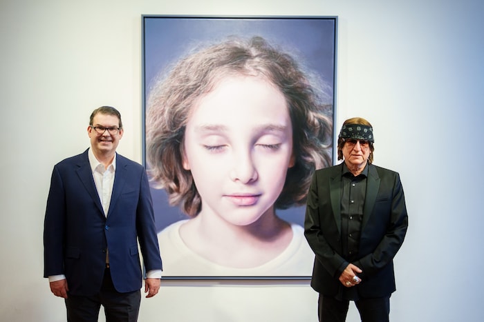 Oskar Deutsch (li.) und Helnwein bei der Präsentation.
