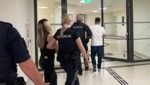 Die 23-jährige Ungarin und ihr Freund werden zu Gefängnisstrafen verurteilt.