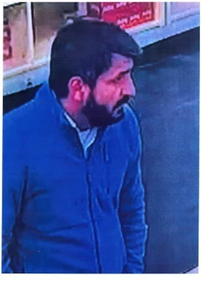 Die Polizei sucht nach diesem Mann