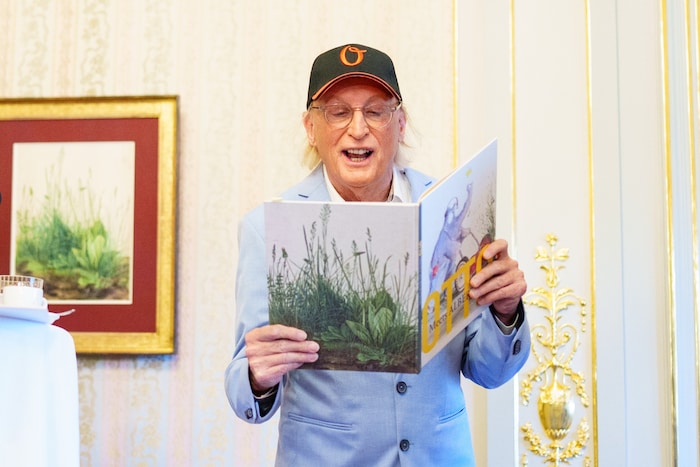 Spaß mit Otto bei der Präsentation seiner 12 Meisterwerke der heiteren Art