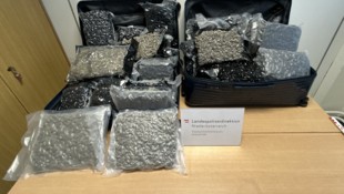 Am Montag wurden 37 Kilo Cannabiskraut sichergestellt, am Dienstag 18 Kilo. 