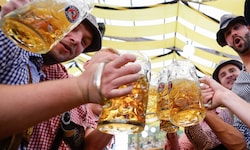 Bald wird in München wieder millionenfach angestoßen.