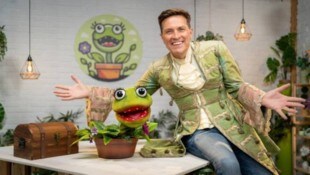 Käpt`n Robert Steiner und Lila Grasgrün freuen sich auf große und kleine Gäste  