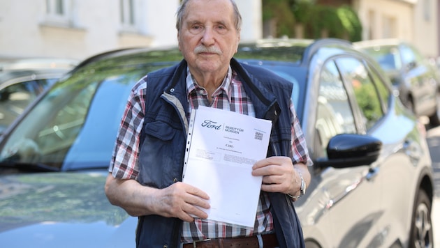 Der Wiener Rainer G. ist über die Gutscheintaktik eines Autokonzerns verärgert.