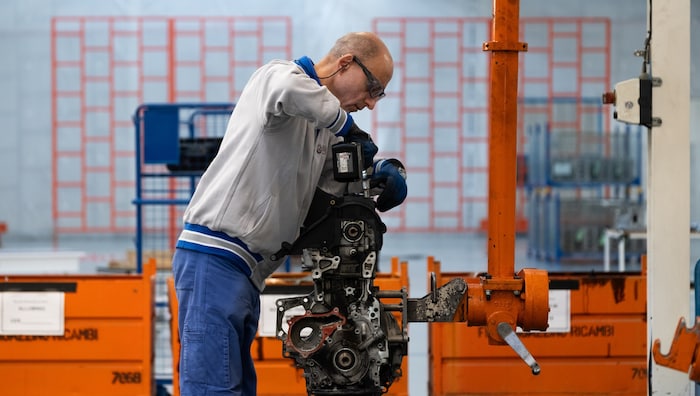 Hier werden Motoren aufbereitet.