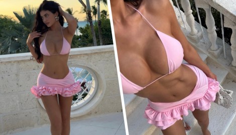 In Knallrosa am Traumstrand: Kylie lässt die Karibik kochen!