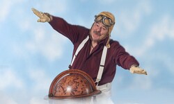 Erwin Steinhauer: „Flieger, grüß mir die Sonne“ ist eine pointenreiche Jagd nach dem Glück