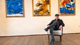 Klaus Frost stellt seine Werke im Gmünder Stadtturm aus. 