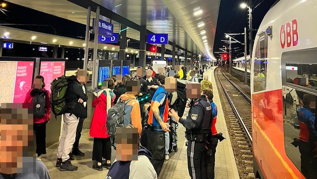 Die Kritik an den fehlenden Informationen während der stundenlangen Sperre war bei den ...