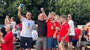 Wenn Österreich um 19 Uhr gegen Argentinien spielt, wird die Hochstimmung in so manchem ...