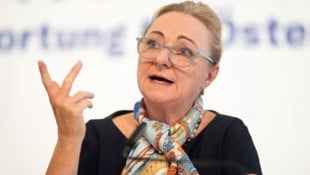 FPÖ-Mandatarin Barbara Kolm sieht ein Budget aus lauter neuen Belastungen für die Bürger, das ...