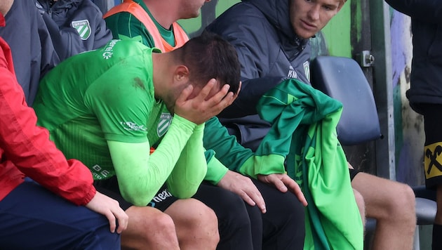 War nach dem Spiel untröstlich: Grünau-Stürmer Valdrin Kadrija.