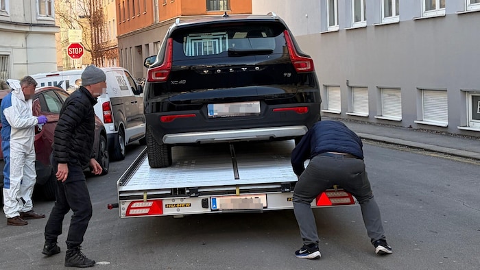 Der Volvo des Ermordeten wurde sichergestellt.
