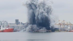 Hier detoniert gerade die Drohne in der rumänischen Hafenstadt.