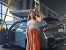 Simone mit der hilfreichen Druckluftpistole. Viele Extras werden kostenlos angeboten.