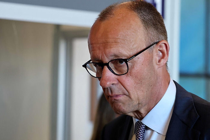 Deutschlands Bundeskanzler Friedrich Merz will nun auch politische Antworten auf die vielen ...