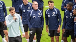 Das ÖFB-Team singt „I am from Austria“