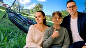 Mama Jasmine (38), Sohn Florian (15) und Papa Martin (47) Forcher aus Micheldorf in ...