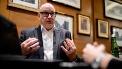 Johannes Larcher hat sich als Generaldirektor des ORF beworben und fiel die vergangenen Tage mit ...