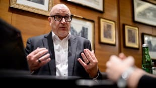 Johannes Larcher hat sich als Generaldirektor des ORF beworben und fiel die vergangenen Tage mit ...