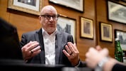 Johannes Larcher hat sich als Generaldirektor des ORF beworben und fiel die vergangenen Tage mit ...