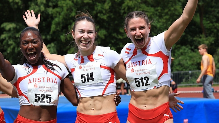 Karin Strametz, Christania Williams, Isabel Posch und Leni Lindner