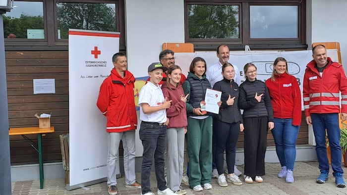 Bruno Plattner, Emma Köll, Ena Vukovic, Ines Schwarz, und Sophia Kapferer (von links) von der ...
