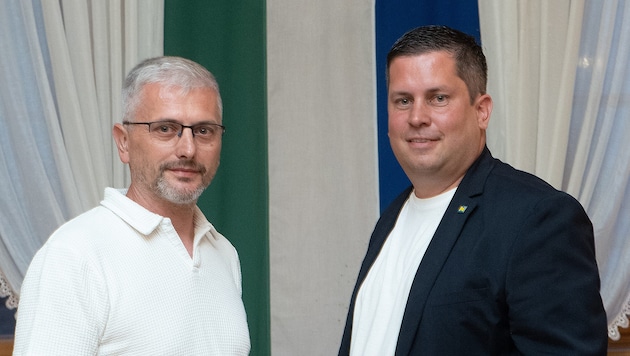 Die neue ÖVP-Gemeindespitze mit Vizebürgermeister Wolfgang Weixelbraun und Bürgermeister Markus ...