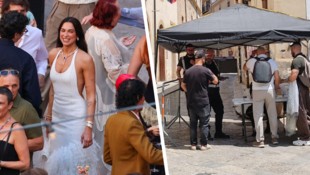 Teure Ruhe: Dua Lipa bezahlt wütende Sizilianer (wie hier rechts vor einer Straßensperre), um ...