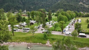 Der Campingplatz in St. Martin bei Lofer ist extrem beliebt und zählt Jahr für Jahr zu den ...