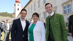 Lukas Schnitzer (links), Manuela Khom und Landesgeschäftführer Georg Preßler bei der ÖVP-Klausur ...