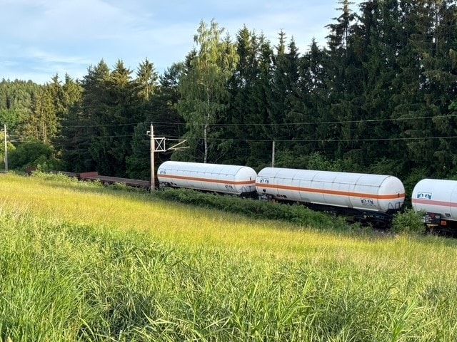 Region in shock - Devastating train-car collision claims two lives ...