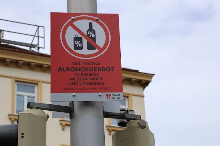 Das Alkoholverbot am und rund um den Westbahnhof hat den Brennpunkt entschärft.