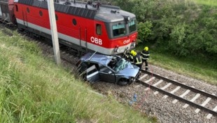 Bergearbeiten der Feuerwehr nach dem Unglück – auch für die Helfer dürfte der Einsatz eine ...